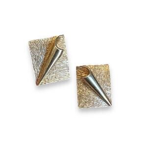 Elizabeth Morrey Vintage Goldtone Clipon Earrings